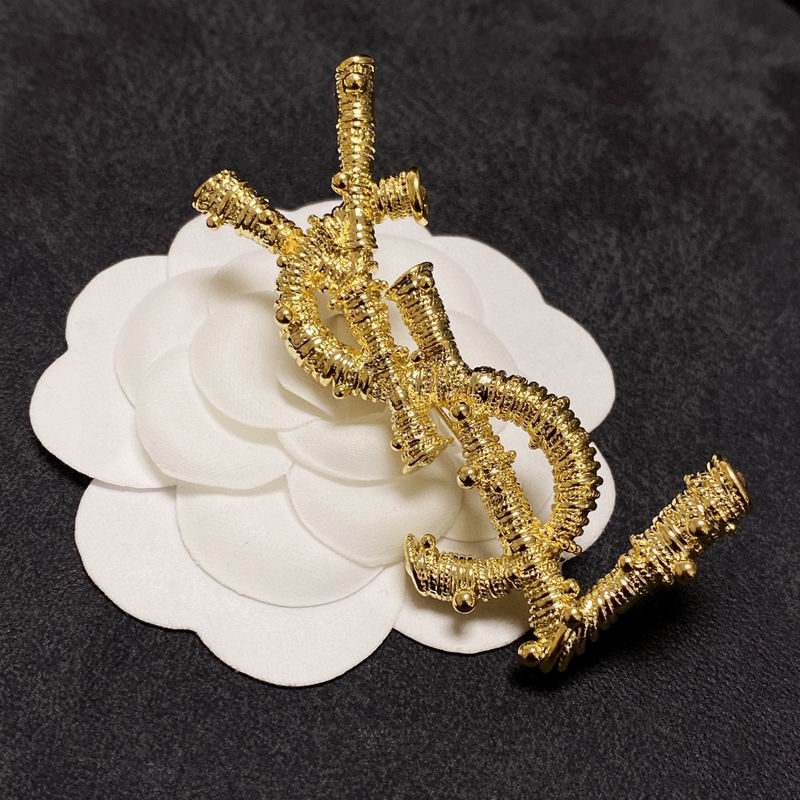 YSL Brooch 9lyr16
