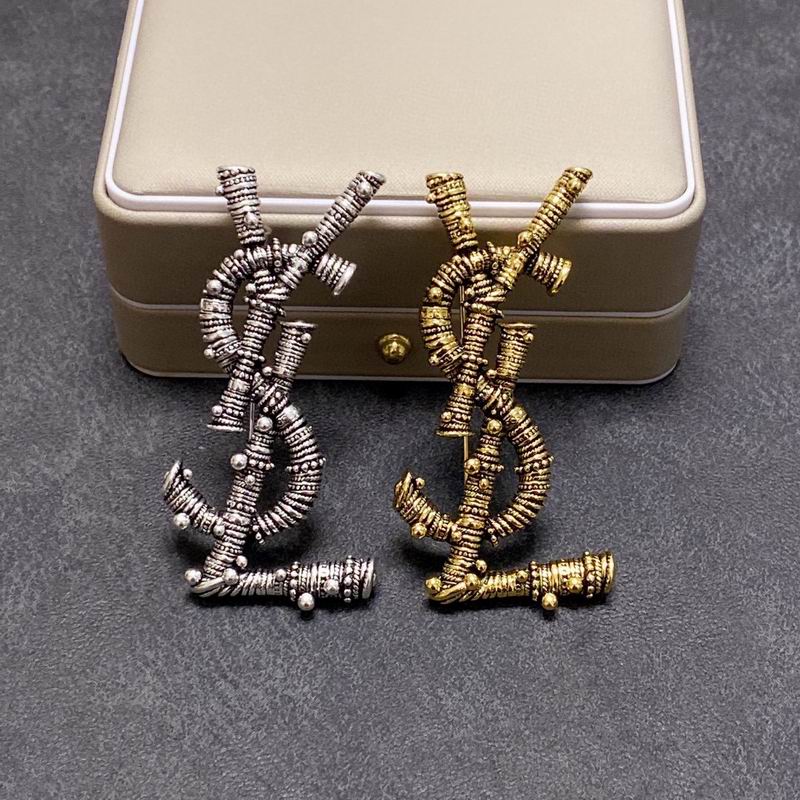 YSL Brooch 10lyr42