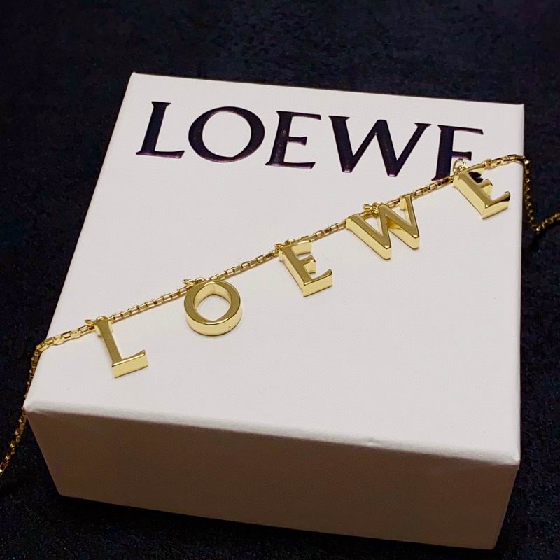 Loewe necklace 09lyw2