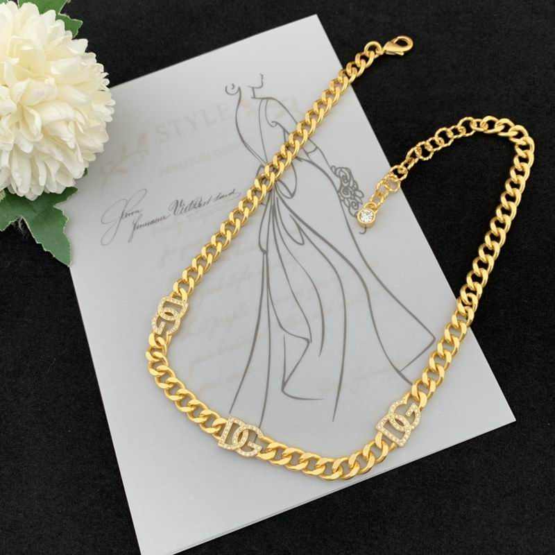 DG necklace 0627