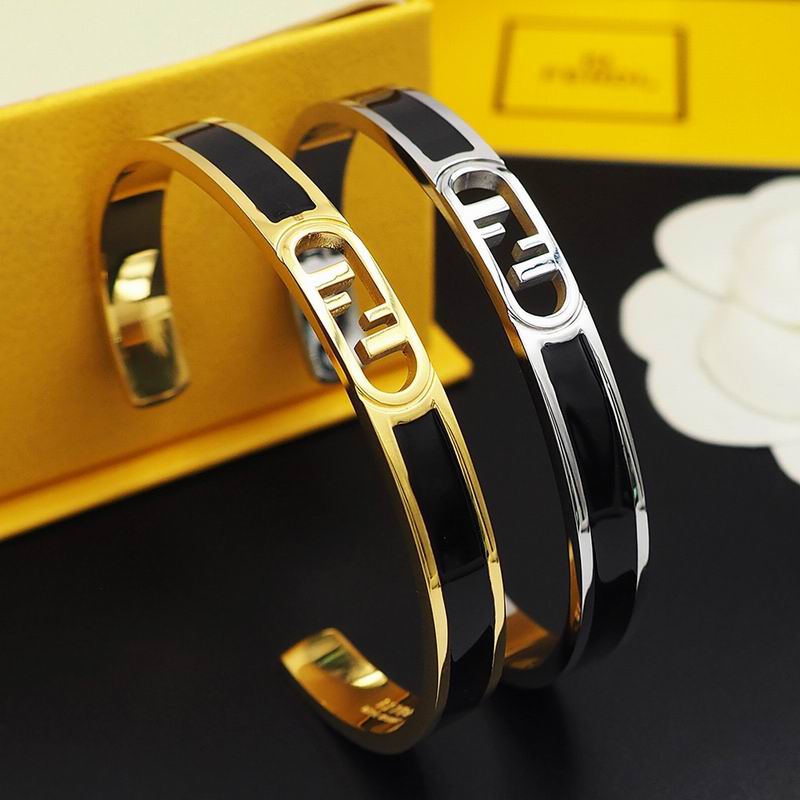 Fendi Bracelet 0624